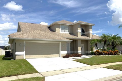 Villa ou maison à louer à Orlando, Floride: 4 chambres, 259.48 m2 № 2414991 - photo 2