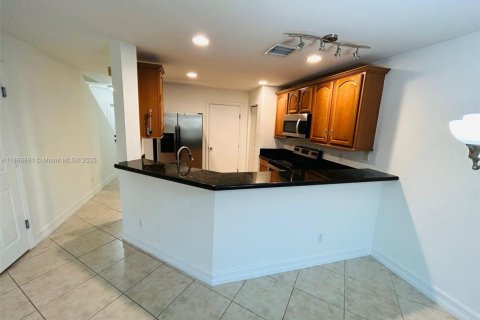 Townhouse in Boca Raton, Florida 2 bedrooms, 104.98 sq.m. № 1897399 - photo 7