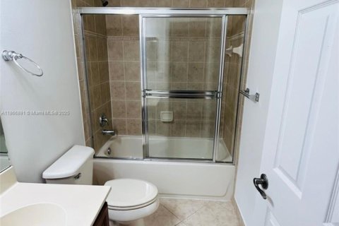 Townhouse in Boca Raton, Florida 2 bedrooms, 104.98 sq.m. № 1897399 - photo 20