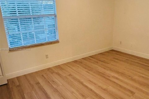 Townhouse in Boca Raton, Florida 2 bedrooms, 104.98 sq.m. № 1897399 - photo 16