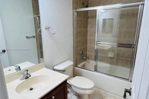 Townhouse in Boca Raton, Florida 2 bedrooms, 104.98 sq.m. № 1897399 - photo 18