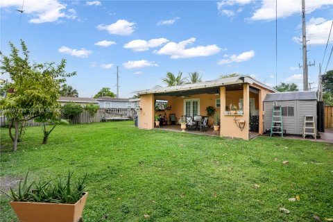 Купить виллу или дом в Холливуд, Флорида 3 спальни, 143.53м2, № 2062766 - фото 20