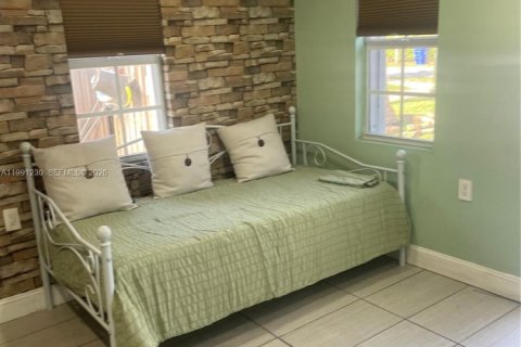 Купить виллу или дом в Холливуд, Флорида 3 спальни, 143.53м2, № 2062766 - фото 29