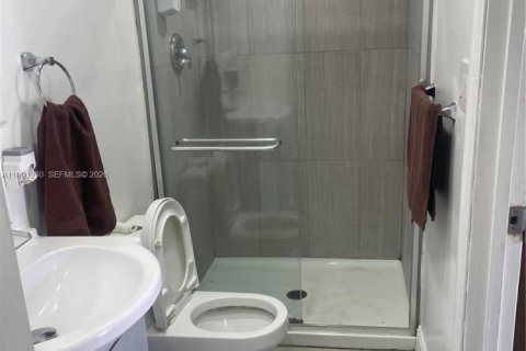 Купить виллу или дом в Холливуд, Флорида 3 спальни, 143.53м2, № 2062766 - фото 30