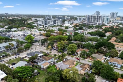 Купить виллу или дом в Холливуд, Флорида 3 спальни, 143.53м2, № 2062766 - фото 26