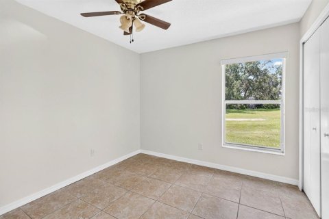 House in Kissimmee, Florida 3 bedrooms, 102.84 sq.m. № 2337427 - photo 15