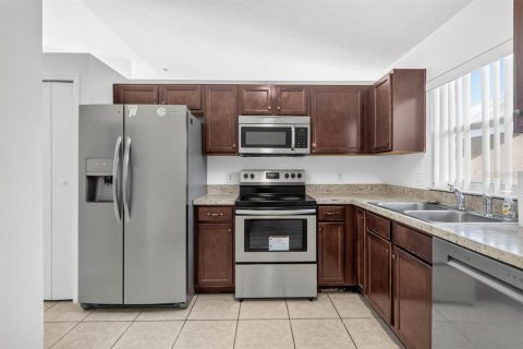House in Kissimmee, Florida 3 bedrooms, 102.84 sq.m. № 2337427 - photo 6