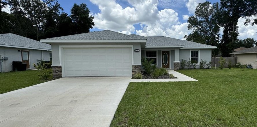 House in Summerfield, Florida 3 bedrooms, 140.38 sq.m. № 1789716