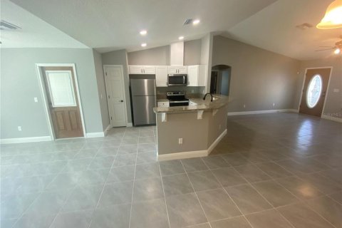 House in Summerfield, Florida 3 bedrooms, 140.38 sq.m. № 1789716 - photo 4