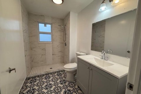 Apartment in West Palm Beach, Florida 3 rooms, 46.45 sq.m. № 2175597 - photo 10