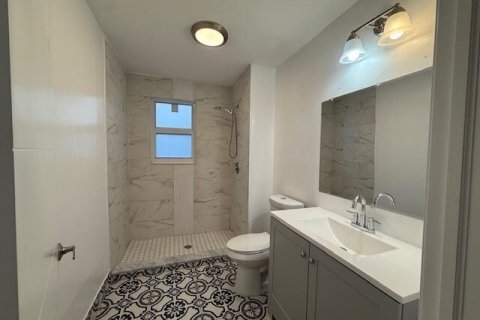 Apartment in West Palm Beach, Florida 3 rooms, 46.45 sq.m. № 2175597 - photo 12