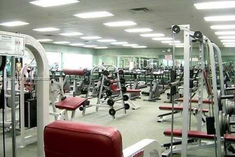 Copropriété à louer à Pembroke Pines, Floride: 1 chambre, 75.34 m2 № 2152547 - photo 23
