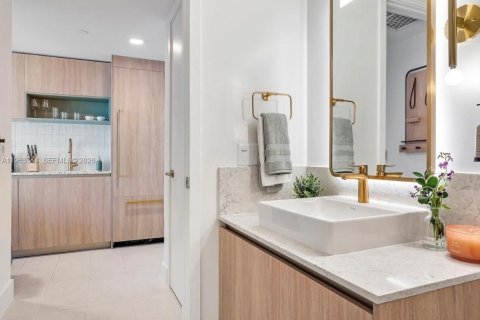 Condo in Miami, Florida, 1 bedroom  № 2029614 - photo 20
