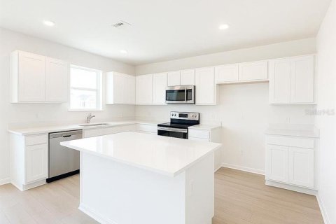 House in Parrish, Florida 5 bedrooms, 231.23 sq.m. № 2100500 - photo 2