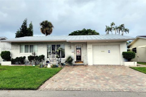 Дом в Тамарак, Флорида 2 спальни, 113.06м2 № 2066906
