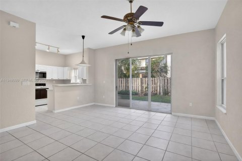 Casa en venta en Davie, Florida, 3 dormitorios, 168.62 m2 № 2005337 - foto 8