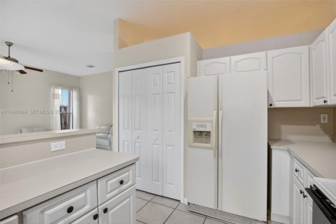 Casa en venta en Davie, Florida, 3 dormitorios, 168.62 m2 № 2005337 - foto 12