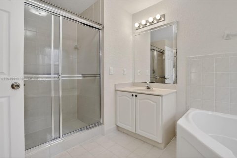 Casa en venta en Davie, Florida, 3 dormitorios, 168.62 m2 № 2005337 - foto 19