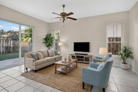 Casa en venta en Davie, Florida, 3 dormitorios, 168.62 m2 № 2005337 - foto 6