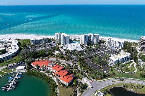 Condo in Longboat Key, Florida, 2 bedrooms № 2210747 - photo 5
