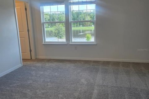 Townhouse in Orlando, Florida 4 bedrooms, 164.44 sq.m. № 1916210 - photo 10