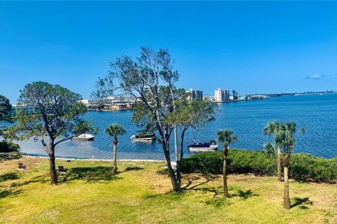 Condominio en venta en Dunedin, Florida, 2 dormitorios, 110.09 m2 № 1751326 - foto 8