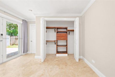 Villa ou maison à louer à Miami, Floride: 3 chambres, 133.97 m2 № 2264004 - photo 30