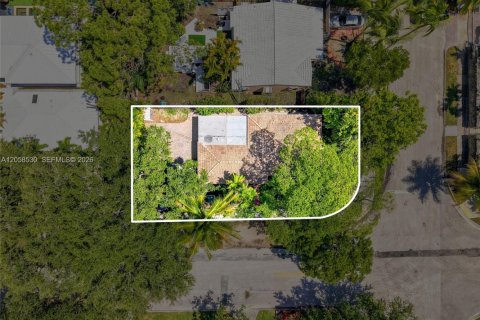 Villa ou maison à louer à Miami, Floride: 3 chambres, 133.97 m2 № 2264004 - photo 2