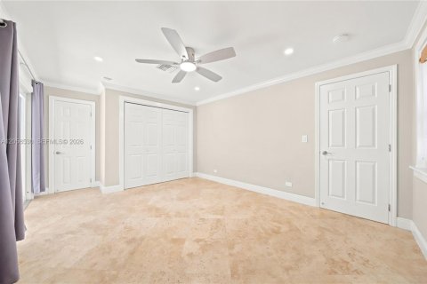 Villa ou maison à louer à Miami, Floride: 3 chambres, 133.97 m2 № 2264004 - photo 29