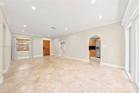 Villa ou maison à louer à Miami, Floride: 3 chambres, 133.97 m2 № 2264004 - photo 14
