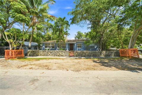 Villa ou maison à louer à Miami, Floride: 3 chambres, 133.97 m2 № 2264004 - photo 7