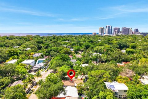 Villa ou maison à louer à Miami, Floride: 3 chambres, 133.97 m2 № 2264004 - photo 4