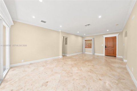 Villa ou maison à louer à Miami, Floride: 3 chambres, 133.97 m2 № 2264004 - photo 13