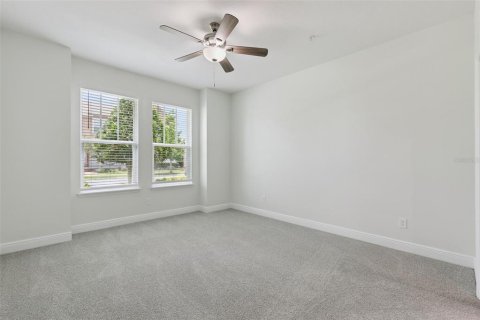 Townhouse in Orlando, Florida 3 bedrooms, 180.69 sq.m. № 2142914 - photo 10