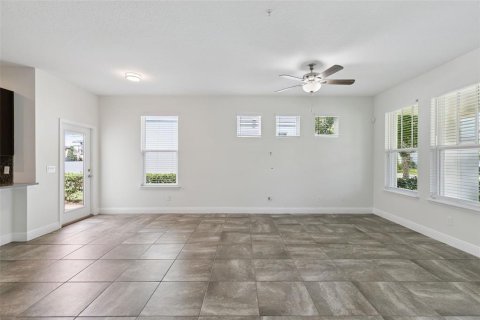 Townhouse in Orlando, Florida 3 bedrooms, 180.69 sq.m. № 2142914 - photo 7