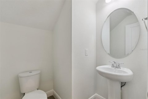 Townhouse in Orlando, Florida 3 bedrooms, 180.69 sq.m. № 2142914 - photo 14