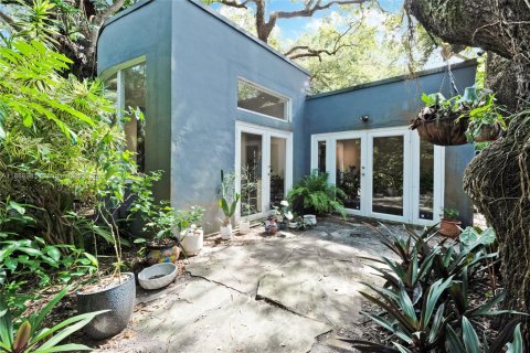 Casa en alquiler en Miami, Florida, 4 dormitorios, 228.08 m2 № 1944981 - foto 16