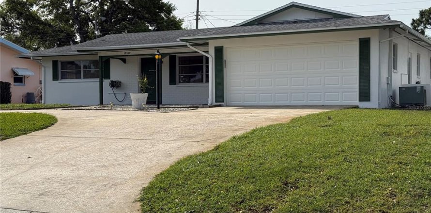 Casa en Largo, Florida 3 dormitorios, 127.83 m2 № 1603094