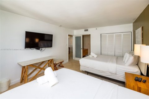 Copropriété à vendre à Miami Beach, Floride: 2 chambres, 89.19 m2 № 1859769 - photo 10