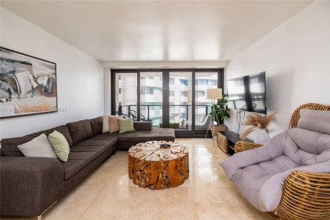 Copropriété à vendre à Miami Beach, Floride: 2 chambres, 89.19 m2 № 1859769 - photo 22