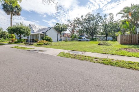 Terreno en venta en Tampa, Florida № 1832661 - foto 3