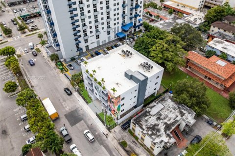 Condominio en alquiler en Miami, Florida, 2 dormitorios, 94.76 m2 № 2034024 - foto 29