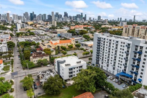 Condominio en alquiler en Miami, Florida, 2 dormitorios, 94.76 m2 № 2034024 - foto 25