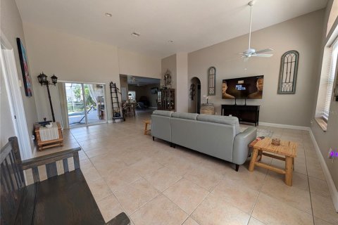 Villa ou maison à vendre à Punta Gorda, Floride: 3 chambres, 194.72 m2 № 2436863 - photo 7