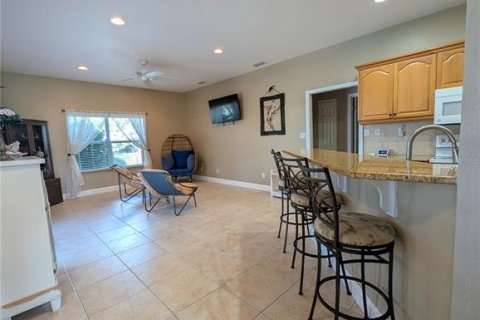 Villa ou maison à vendre à Punta Gorda, Floride: 3 chambres, 194.72 m2 № 2436863 - photo 13