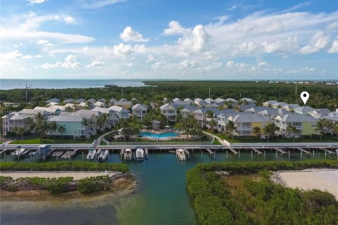 House in Islamorada, Village of Islands, Florida 2 bedrooms, 105.63 sq.m. № 1861365 - photo 26