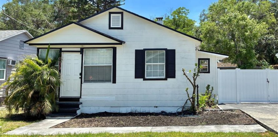 Villa ou maison à Tampa, Floride 2 chambres, 90.3 m2 № 1749494