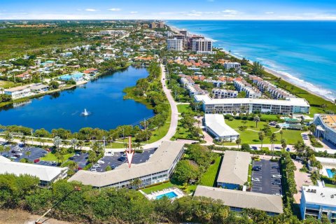 Condo in Juno Beach, Florida, 2 bedrooms  № 2193251 - photo 16