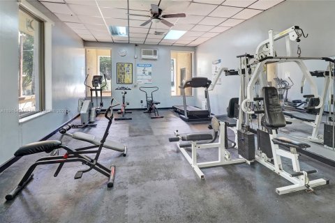 Снять в аренду кондоминиум в Норт-Майами, Флорида 2 спальни, 97.18м2, № 1972865 - фото 23