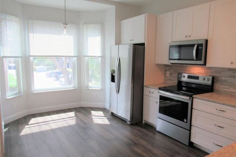 Townhouse in Tierra Verde, Florida 3 bedrooms, 207.73 sq.m. № 1894134 - photo 9